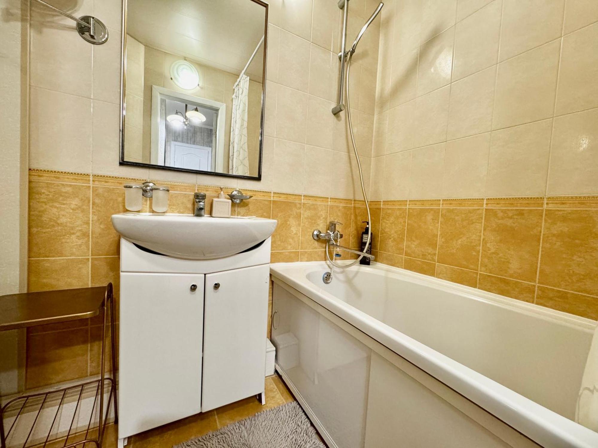 Apartpoltava Смак Італії У Самому Центрі Полтави , Білосніжна Студія В Новобудові, Банківський Чек Extérieur photo